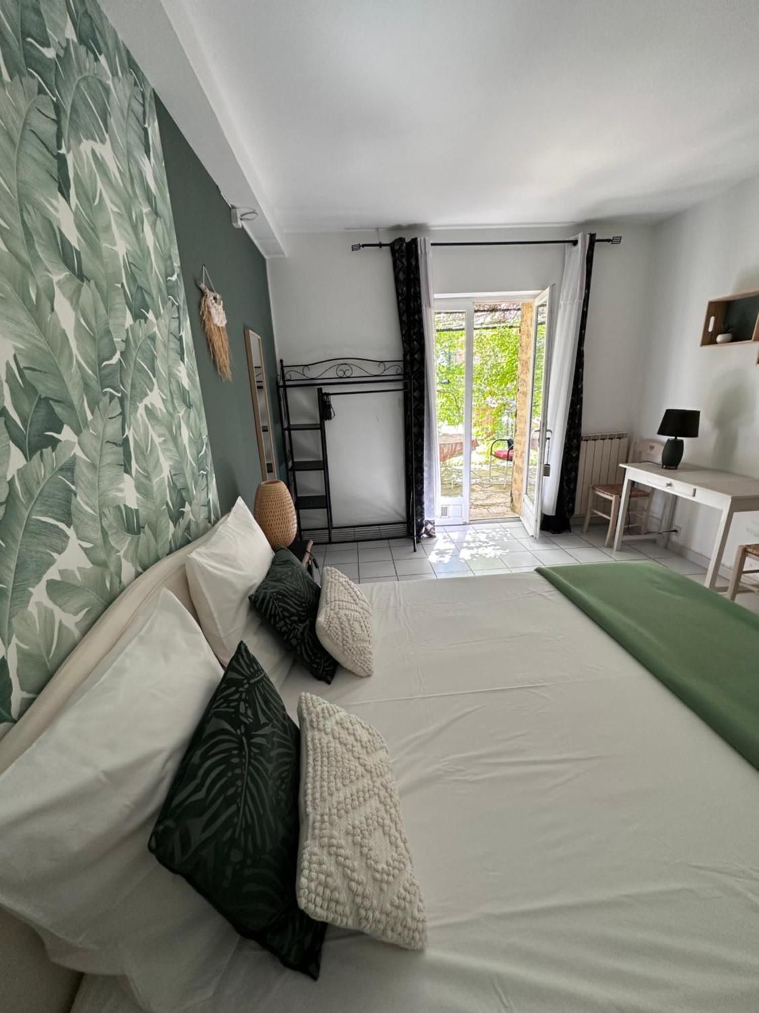 Moulin D'Antelon B&B Крийон-ле-Брав Экстерьер фото