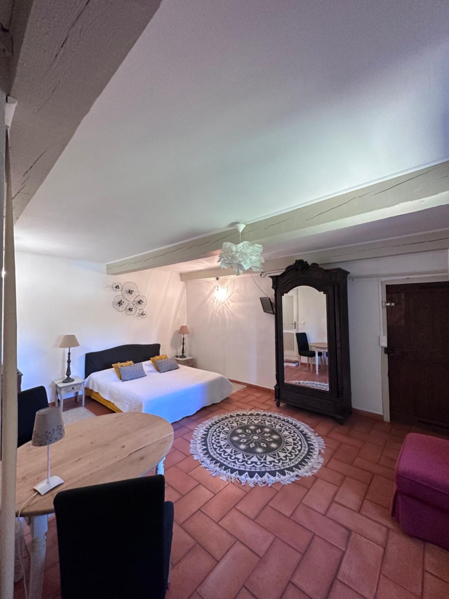Moulin D'Antelon B&B Крийон-ле-Брав Экстерьер фото